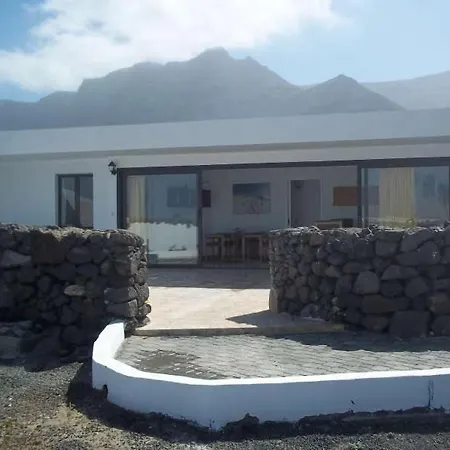 Sleeps 6 Wifi *
