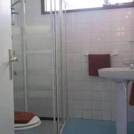 Sleeps 6 Wifi Holiday home *